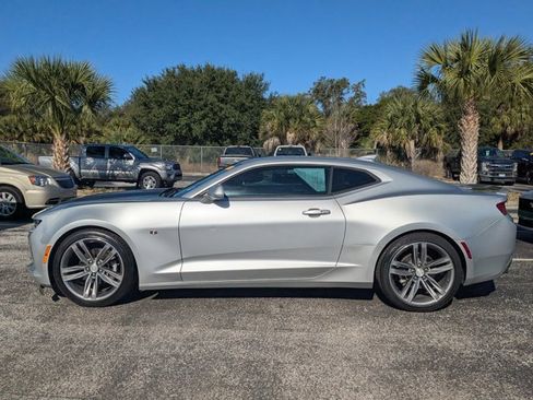 Used 2018 Chevrolet Camaro LT image 8