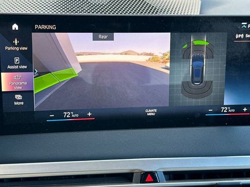 Used 2023 BMW iX xDrive50 image 21