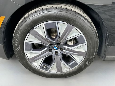 Certified 2024 BMW iX xDrive50 w/ Premium Package AWD/4WD image 31