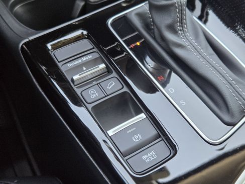 Certified 2025 Acura ADX AWD image 17