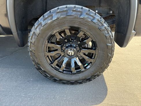 Used 2023 Chevrolet Silverado 3500 High Country w/ Z71 Off-Road Package image 10