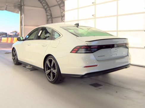 Used 2023 Honda Accord Sport image 8