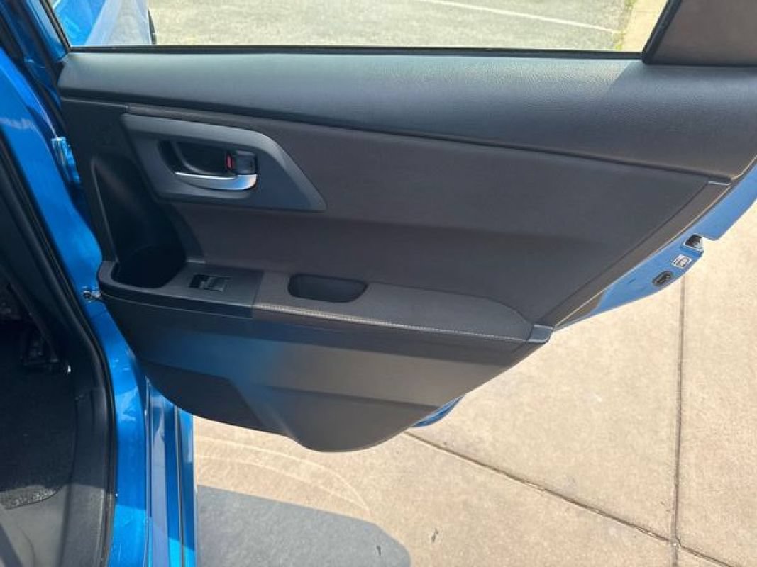 Used 2018 Toyota Corolla iM w/ All-Weather Mat Package FWD image 19