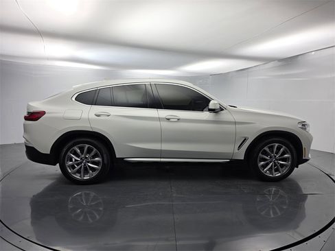 Used 2019 BMW X4 xDrive30i image 3