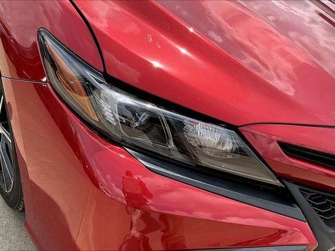 Used 2024 Toyota Camry SE image 38