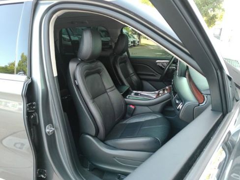 Used 2024 Lincoln Aviator Reserve w/ Equipment Group 201A RWD image 26