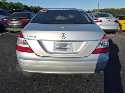 Used 2007 Mercedes-Benz S 550 image 4