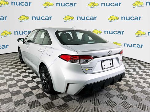Used 2024 Toyota Corolla SE image 5