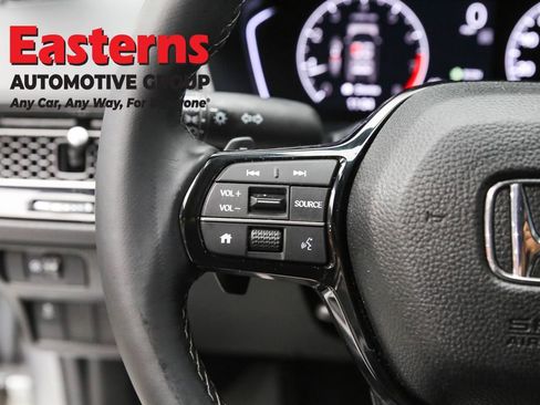 Used 2025 Honda Civic Sport image 15