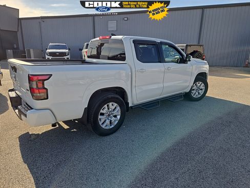 Used 2023 Nissan Frontier SV w/ SV Convenience Package image 10