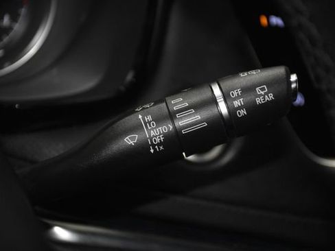 Used 2024 Cadillac XT5 Premium Luxury image 12