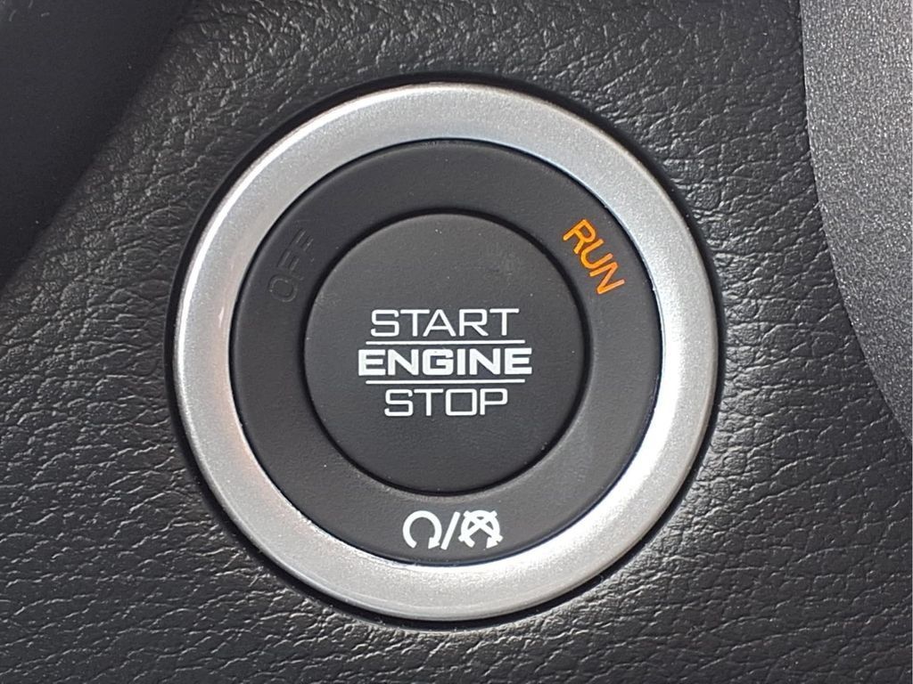 New 2026 RAM 1500 Warlock AWD/4WD image 9