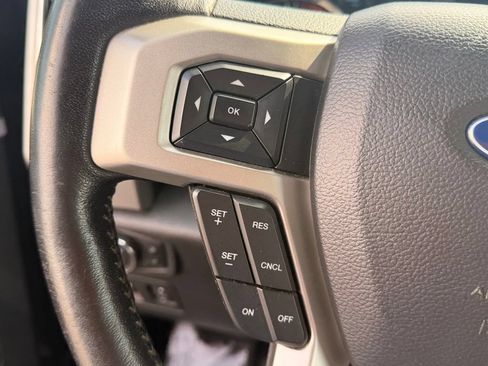 Used 2020 Ford F150 Lariat AWD/4WD image 19