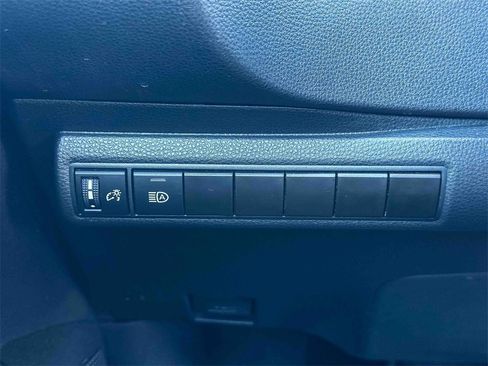 Certified 2024 Toyota Corolla LE image 33