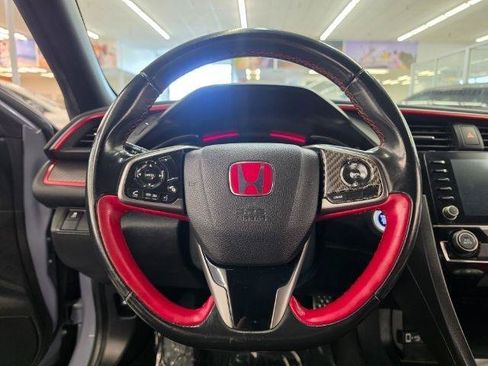 Used 2019 Honda Civic Type R image 16