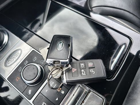 Used 2019 Land Rover Discovery HSE Luxury AWD/4WD image 29