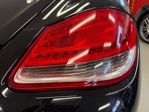 Used 2011 Porsche Cayman RWD image 11
