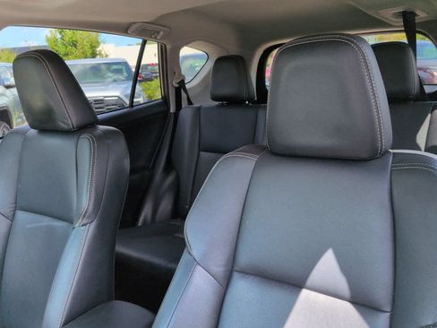 Used 2014 Toyota RAV4 Limited FWD image 8