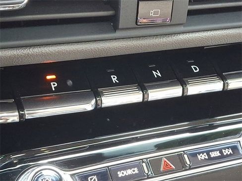 Used 2020 Lincoln Corsair Reserve w/ Elements Package image 15