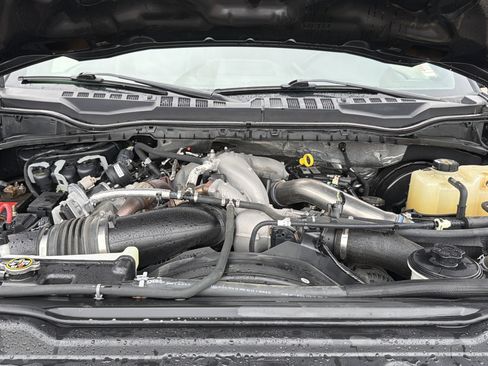 Used 2022 Ford F350 Lariat w/ Lariat Ultimate Package image 31