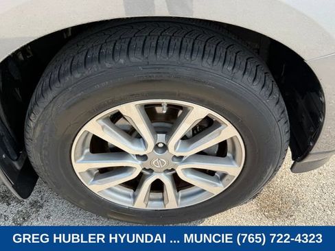 Used 2015 Nissan Pathfinder SL w/ SL Premium Package AWD/4WD image 8