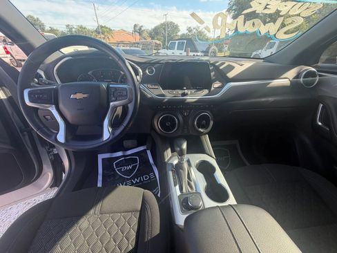 Used 2020 Chevrolet Blazer LT FWD image 15