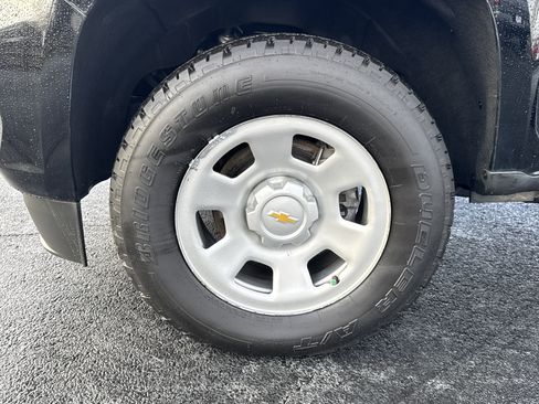 Used 2021 Chevrolet Colorado W/T w/ WT Convenience Package image 11