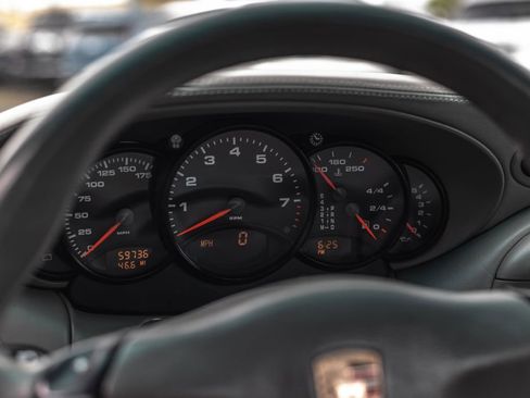 Used 2001 Porsche 911 Carrera 4 AWD/4WD image 15