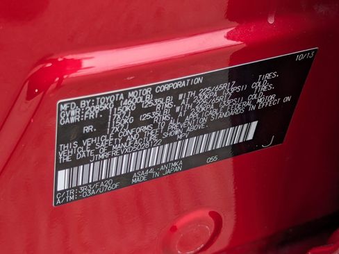 Used 2013 Toyota RAV4 XLE image 36