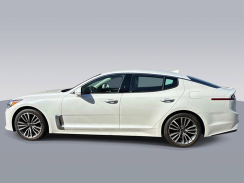 Used 2019 Kia Stinger AWD/4WD image 3
