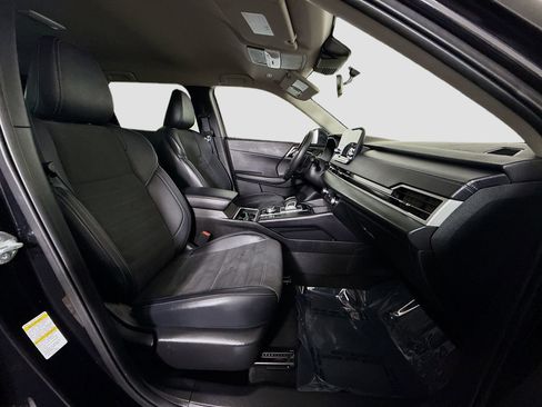 Used 2024 Mitsubishi Outlander SE Black Edition image 29