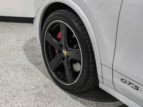 Used 2016 Porsche Cayenne GTS image 76