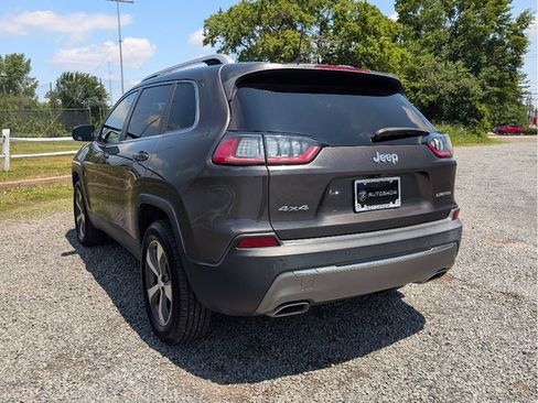 Used 2019 Jeep Cherokee Limited AWD/4WD image 8