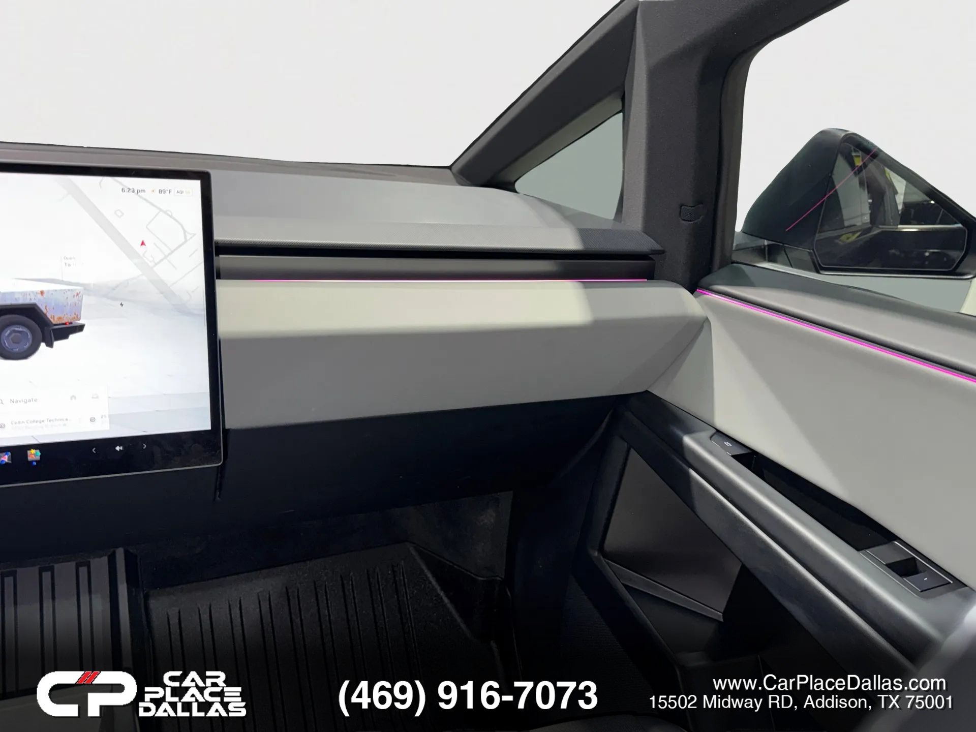 Used 2025 Tesla Cybertruck 2WD Crew Cab image 32