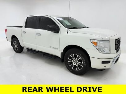 Used 2021 Nissan Titan SV w/ SV Convenience Package