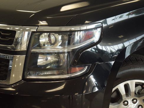 Used 2017 Chevrolet Tahoe LT RWD image 14