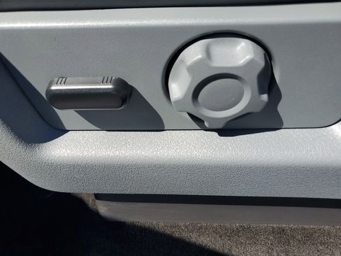 Used 2014 Ford F150 XLT w/ Equipment Group 302A Luxury image 12