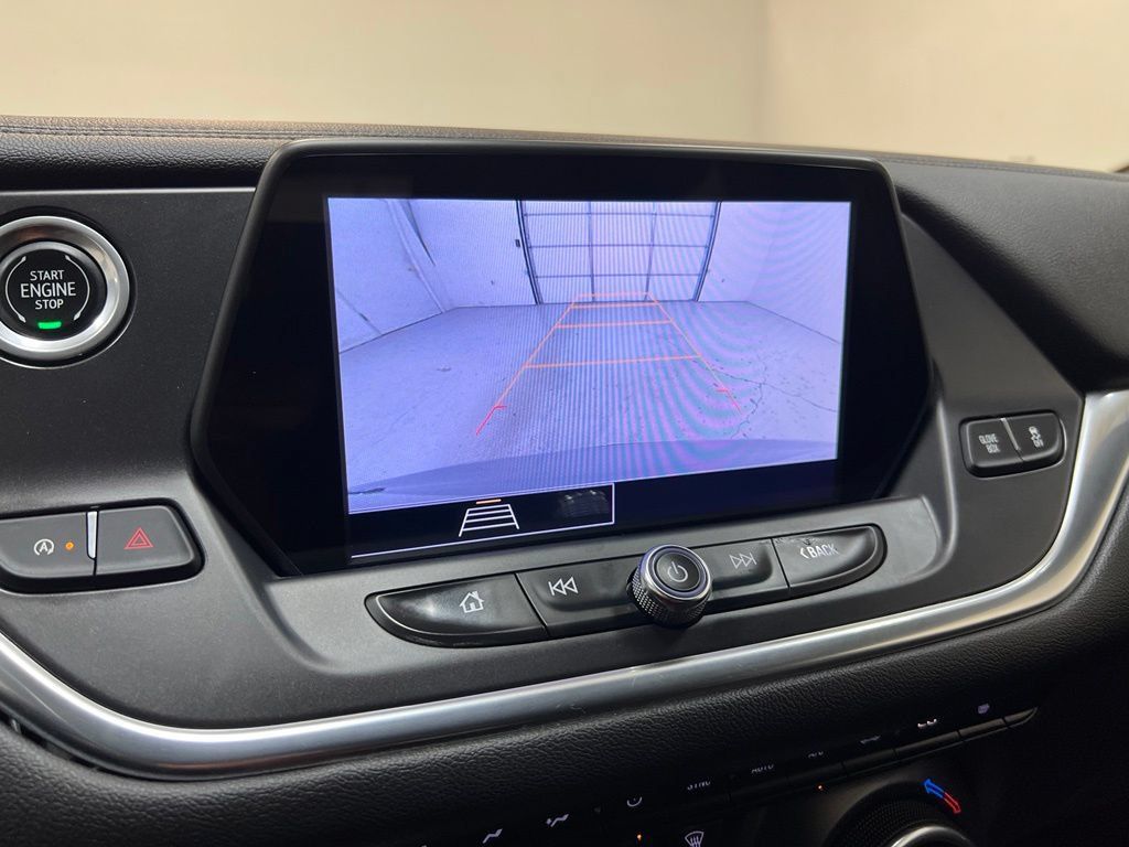Used 2021 Chevrolet Blazer LT FWD image 25