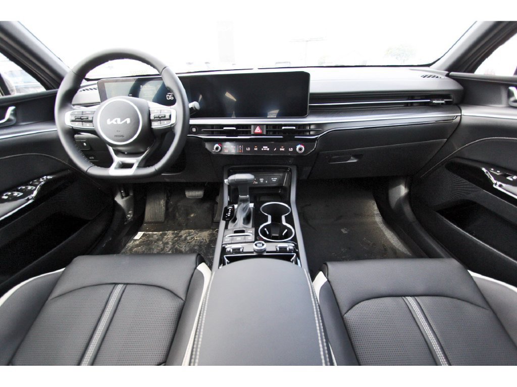 New 2026 Kia K5 GT-Line FWD image 10