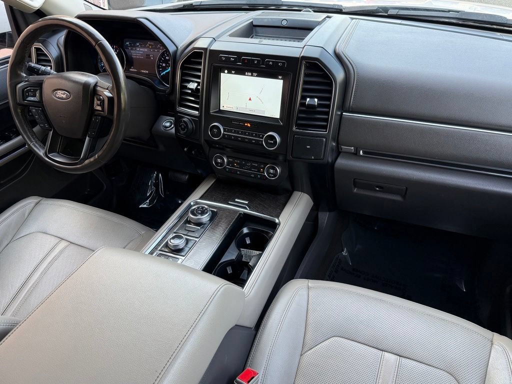 Used 2018 Ford Expedition Limited w/ Equipment Group 302A AWD/4WD image 30