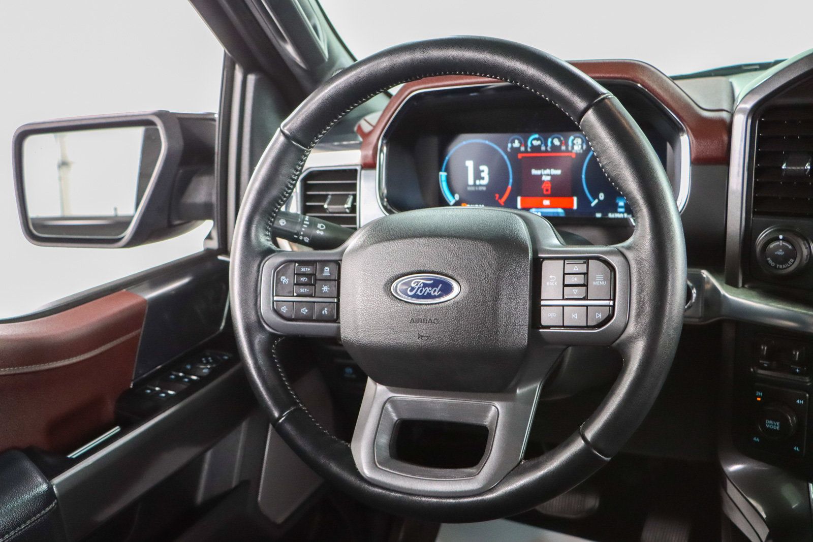 Used 2023 Ford F150 Lariat w/ Equipment Group 502A High AWD/4WD image 13