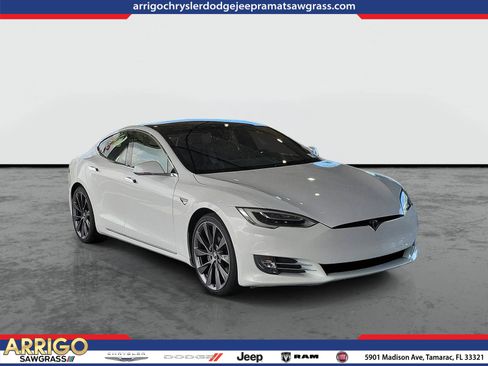 Used 2021 Tesla Model S Long Range Plus AWD/4WD image 1