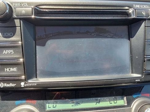 Used 2014 Toyota RAV4 XLE w/ Preferred Accessory Package FWD image 38
