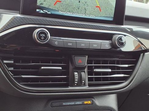 Used 2024 Ford Escape ST-Line AWD/4WD image 7