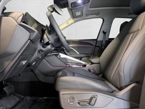 New 2025 Audi Q5 Premium Plus image 4