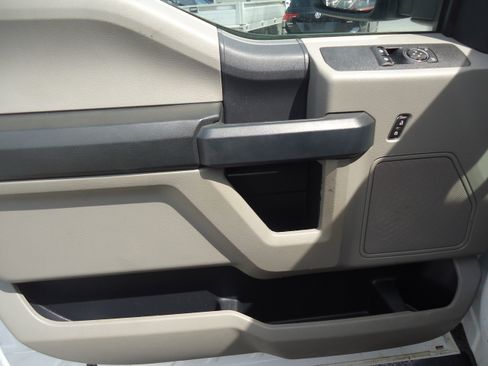 Used 2022 Ford F250 XL w/ STX Appearance Package image 21