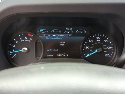 Used 2022 Ford E-450 and Econoline 450 Super Duty RWD image 14