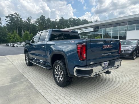 Used 2024 GMC Sierra 1500 SLT w/ SLT Premium Plus Package AWD/4WD image 8