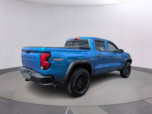Used 2024 Chevrolet Colorado Trail Boss w/ Advanced Trailering Package AWD/4WD image 5