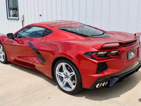 Used 2023 Chevrolet Corvette Stingray Coupe w/ Z51 Performance Package RWD image 3